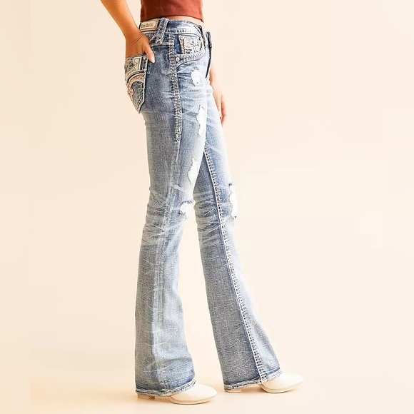 NWT, Rock Revival Niccola, Mid-rise - Picture 5 of 11